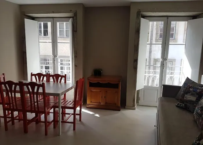 Bridge D. Luis 3º Apartment *